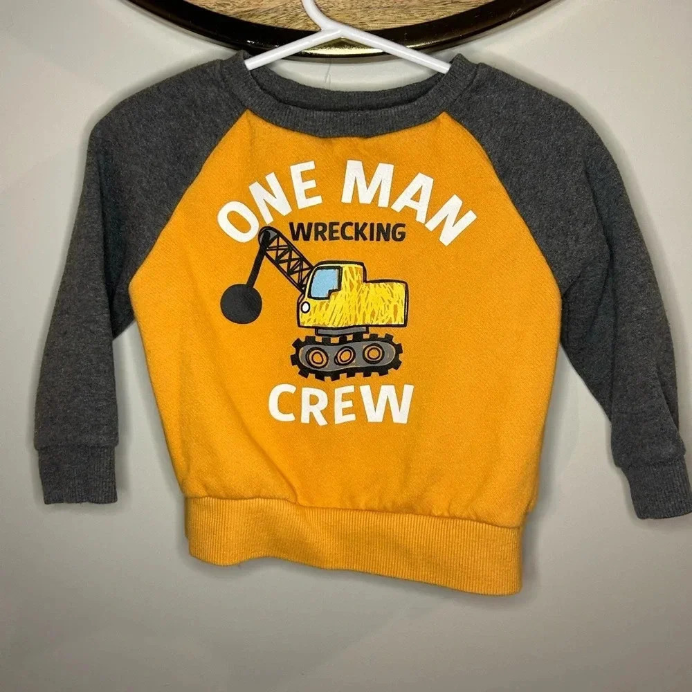 fall creek kids crewneck size 18 months (5 for $30)